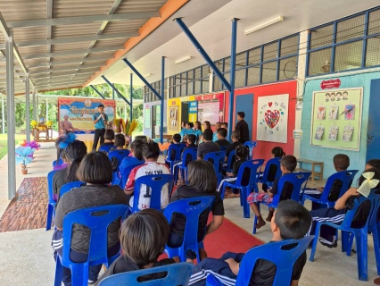 ไฟล์แนบ การประปาส่วนภูมิภาคสาขาคลองท่อมดำเนินกิจกรรมภายใต้โครงการ "หลอมรวมใจ มอบน้ำใสสะอาดให้โรงเรียน" เฉลิมพระเกียรติพระบาทสมเด็จพระเจ้าอยู่หัว ประจำปี 2569