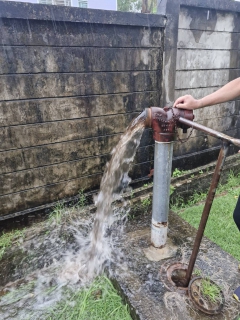 ไฟล์แนบ กปภ.สาขาภูเก็ต นำทีมลงพื้นที่ดำเนินการระบายตะกอนในเส้นท่อจ่ายน้ำ (Blow off)