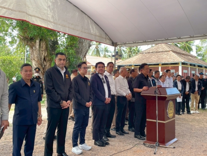 ไฟล์แนบ กปภ.สาขาหาดใหญ่(พ) ร่วมสนับสนุนน้ำดื่มบริการประชาชน ต้อนรับนายกรัฐมนตรีและคณะ ลงพื้นที่ติดตามการเตรียมความพร้อมป้องกันอุทกภัยพื้นที่หาดใหญ่