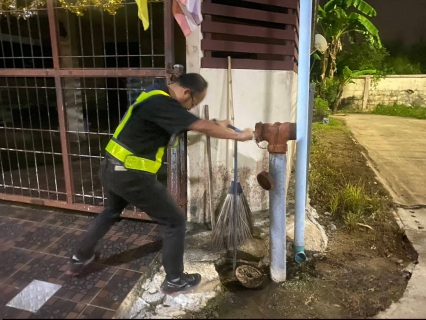 ไฟล์แนบ กปภ.สาขาพนัสนิคม ดำเนินการระบายตะกอนผ่าน หัวดับเพลิง (Fire Hydrant Flushing) ตรวจสอบมาตรวัดน้ำ ในพื้นที่บริการที่มีลูกค้าหรือผู้ใช้น้ำอาศัยอยู่ พื้นที่ หมู่บ้านเอื้ออาทรท่าบุญมี  ตลาดสามแยก  ตลาดเกาะโพธิ์  ต.ท่าบุญมี  ต.เกาะจันทร์ จ.ชลบุรี 