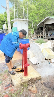 ไฟล์แนบ กปภ.สาขาสมุทรสาคร (พ) ลงพื้นที่ระบายตะกอนในเส้นท่อ ตามแผนการดำเนินงาน