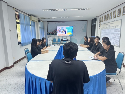 ไฟล์แนบ กิจกรรม Morning Talk กปภ.สาขาบางสะพาน ประจำเดือน เมษายน 2569  วันพฤหัสบดีที่ 30 เมษายน   2569  นำโดย นายณรงค์ชัย จงดี ผู้จัดการการประปาส่วนภูมิภาคสาขาบางสะพาน และ หัวหน้างานฯ พร้อมด้วยพนักงาน,ลูกจ้าง ในสังกัด เข้าร่วมประชุม "สนทนายามเช้า" (Morning Talk)  ประจำเดือน เมษายน 2569  ซึ่งในการประชุมในครั้งนี้ผจก.ได้ แจ้งเพื่อทราบ
