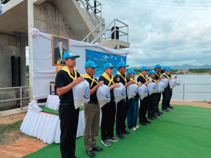 ไฟล์แนบ กปภ.สาขากุยบุรี ร่วมกิจกรรมจิตอาสาพัฒนาปรับปรุงภูมิทัศน์และปล่อยพันธุ์ปลาน้ำจืด เนื่องในโอกาสวันเฉลิมพระชนมพรรษา พระบาทสมเด็จพระเจ้าอยู่หัว 28 กรกฎาคม 2569