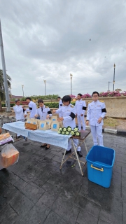 ไฟล์แนบ กปภ.สาขาปทุมธานี(พ) เข้าร่วมพิธีเจริญพระพุทธมนต์ และทำบุญตักบาตรถวายพระราชกุศล เนื่องในโอกาส เฉลิมพระชนมพรรษาพระเกียรติพระบาทสมเด็จพระเจ้าอยู่หัว