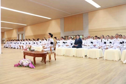 ไฟล์แนบ กปภ.สาขาคลองหลวง(พ)  เข้าร่วมพิธีเจริญพระพุทธมนต์  และทำบุญตักบาตรถวายพระราชกุศล เนื่องในโอกาส เฉลิมพระชนมพรรษาพระเกียรติพระบาทสมเด็จพระเจ้าอยู่หัว