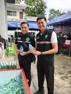 ไฟล์แนบ วันศุกร์ ที่ 7 สิงหาคม 2569 การประปาส่วนภูมิภาคสาขาแม่สาย ร่วมโครงการอาสาคลายทุกข์ สร้างสุขให้ประชาชน ปีงบประมาณ 2569 พร้อมสนับสนุนน้ำดื่มตราสัญลักษณ์ กปภ.