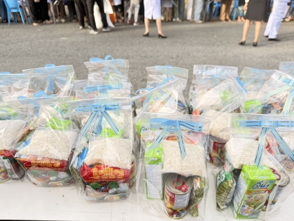 ไฟล์แนบ การประปาส่วนภูมิภาคสาขาแหลมฉบัง เข้าร่วมพิธีทำบุญตักบาตร ข้าวสาร อาหารแห้ง แด่พระสงฆ์ เนื่องในวันคล้ายวันพระราชสมภพสมเด็จพระนางเจ้าสิริกิติ์ พระบรมราชินีนาถ พระบรมราชชนนีพันปีหลวง และเป็นวันแม่แห่งชาติ 12 สิงหาคม  
