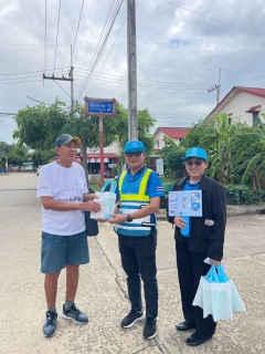 ไฟล์แนบ กปภ.สาขาปราณบุรี จัดกิจกรรมเติมใจให้กัน  ลงพื้นที่ออกหน่วยประชาสัมพันธ์เชิงรุก สร้างความเชื่อมั่นด้านคุณภาพ  และบริการการแนะนำการชำระค่าน้ำออนไลน์  ณ หมู่ที่ 7 ตำบลเขาน้อย  อำเภอปราณบุรี จังหวัดประจวบฯ 