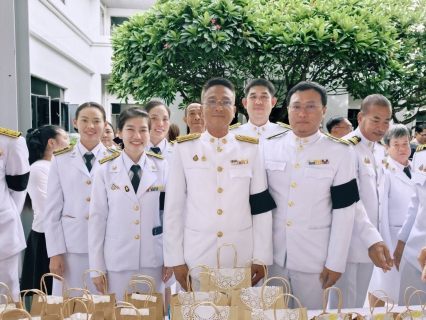 ไฟล์แนบ กปภ.สาขาสมุทรสาคร(พ) ร่วมพิธีสวดพระพุทธมนต์และทำบุญตักบาตร ถวายราชกุศล เนื่องในวันคล้ายวันพระราชสมภพ สมเด็จพระนางเจ้าสิริกิติ์ พระบรมราชินีนาถ พระบรมราชชนนีพันปีหลวง และวันแม่แห่งชาติ