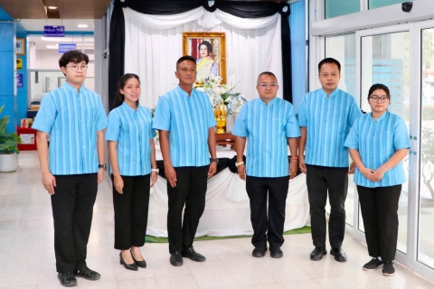 ไฟล์แนบ กปภ.สาขาสมุทรสาคร (พ) จัดพิธีน้อมรำลึก เนื่องในโอกาสวันคล้ายวันพระราชสมภพ และวันแม่แห่งชาติ 12 สิงหาคม 2569
