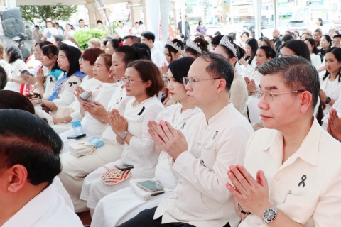 ไฟล์แนบ กปภ.สาขาปทุมธานี (พ) เข้าร่วมพิธีบวงสรวง สักการะศาลหลักเมืองจังหวัดปทุมธานี ประจำปี 2569 พร้อมแจกน้ำดื่มแก่ประชาชน จำนวน 5,000 ขวด