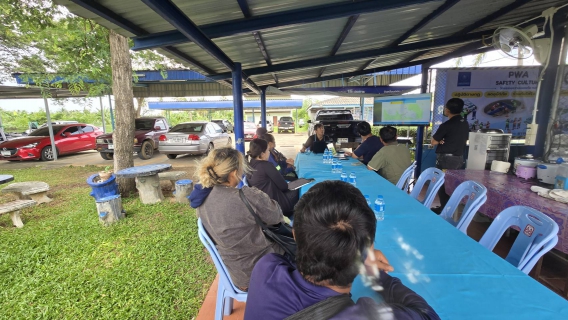 ไฟล์แนบ กปภ.สาขาปักธงชัย รุกเสริมความปลอดภัย ติวเข้มผู้รับจ้างก่อนปฏิบัติงาน พร้อมเสริมอาวุธทางปัญญาด้วยนวัตกรรม "PWA FIX" ของสาขา เพื่อส่งมอบบริการที่รวดเร็วและโปร่งใส