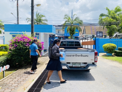 ไฟล์แนบ การประปาส่วนภูมิภาคสาขากระบี่ มอบน้ำดื่มบรรจุขวดตราสัญลักษณ์ กปภ. ในกิจกรรมส่งน้ำใจให้น้ำดื่ม สนับสนุนใช้กิจกรรมแข่งขันฟุตบอลการกุศล 