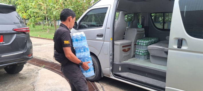 ไฟล์แนบ การประปาส่วนภูมิภาคสาขาปทุมธานี (ชั้นพิเศษ)  มอบน้ำดื่มบรรจุขวดสนับสนุนที่ทำการปกครองจังหวัดปทุมธานี