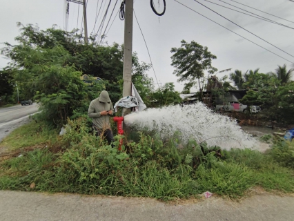 ไฟล์แนบ กปภ.สาขาอ้อมน้อย ดำเนินการโบล์วน้ำเพื่อระบายตะกอน