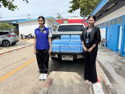 ไฟล์แนบ กปภ.สาขาสุราษฎร์ธานี (ชั้นพิเศษ) สนับสนุนน้ำดื่มบรรจุขวด 240 ขวด ร่วมพิธีส่งมอบบ้านกาชาดแก่ผู้ยากไร้