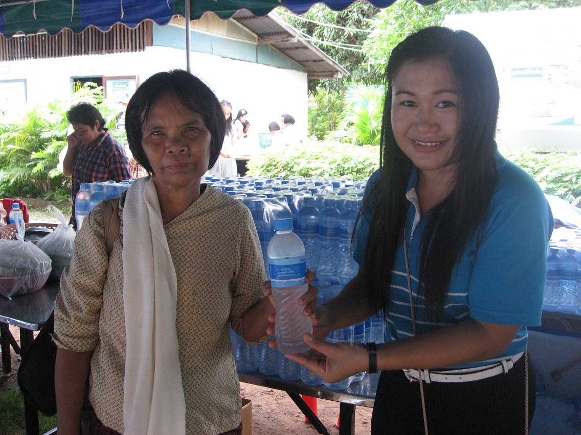 กปภ.สาขารัตนบุรีเข้าร่วมกิจกรรมอำเภอยิ้ม...เคลื่อนที่เดือนกันยายน
