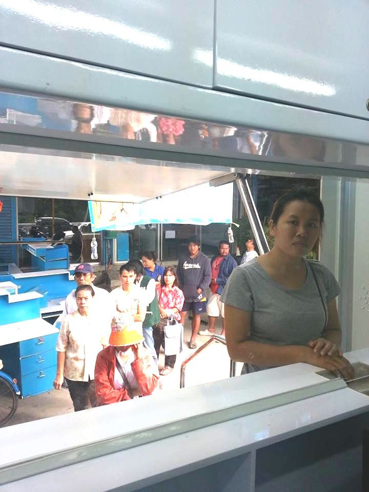 กปภ.สาขารังสิต(พ) นำรถ PWA Moving Service ออกให้บริการเพื่ออำนวยความสะดวกให้กับลูกค้า