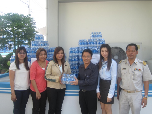 ขอสนับสนุนน้ำดื่มบรรจุขวด ตามโครงการรวมพลังเจริญจิตตภาวนา ถวายแด่พ่อหลวง ประจำปี 2556