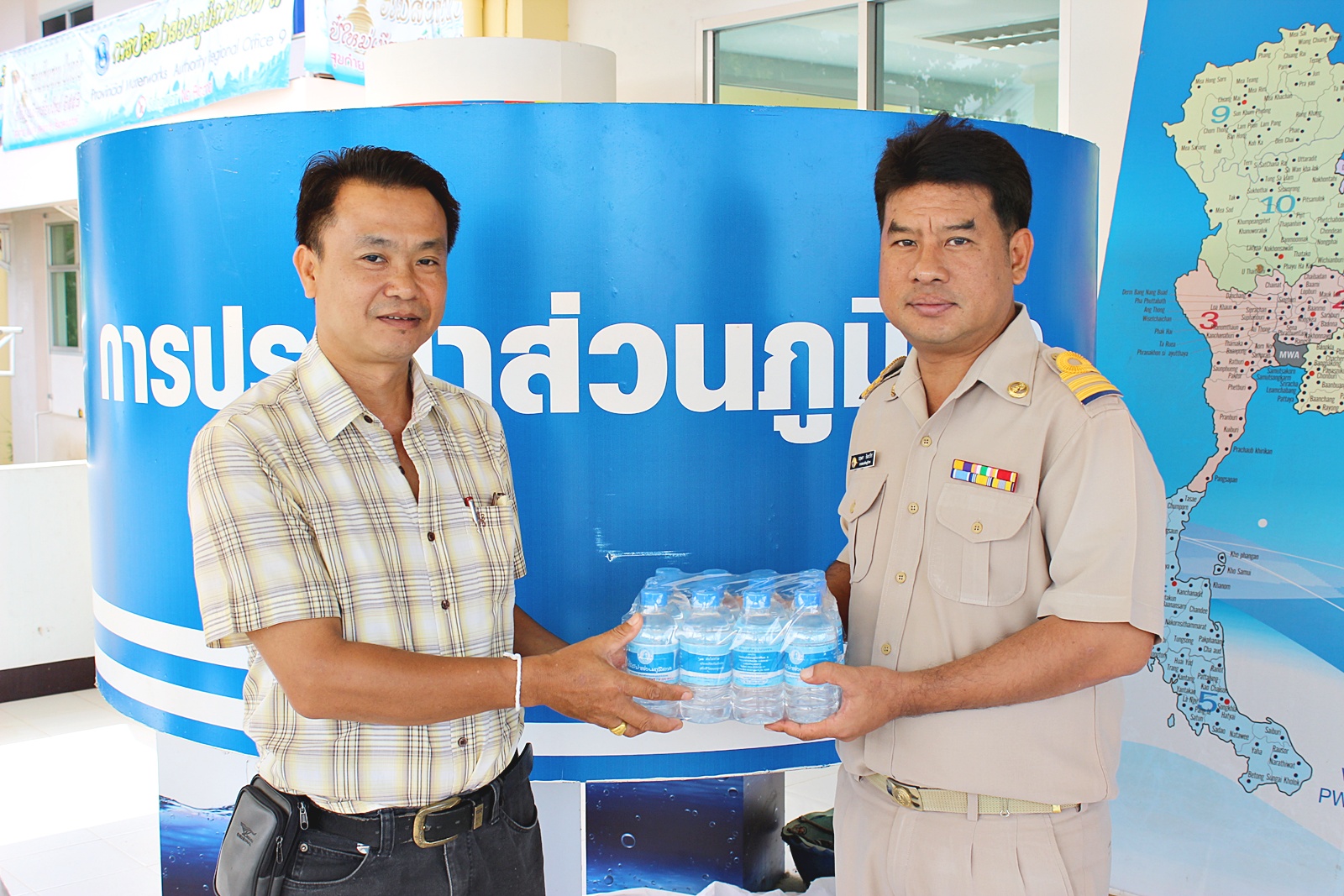 กปภ.ข.9 สนับสนุนน้ำดื่มให้กับวัดต้นงิ้ว (ฉิมพลี)