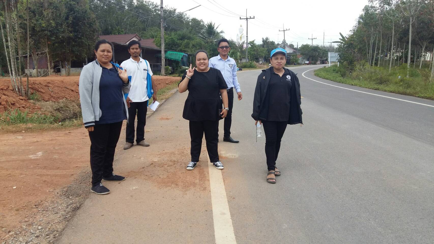 กปภ.สาขาสะเดาลงพื้นที่ดำเนินการมาตราการเชิงรุกเพิ่มผู้ใช้น้ำ