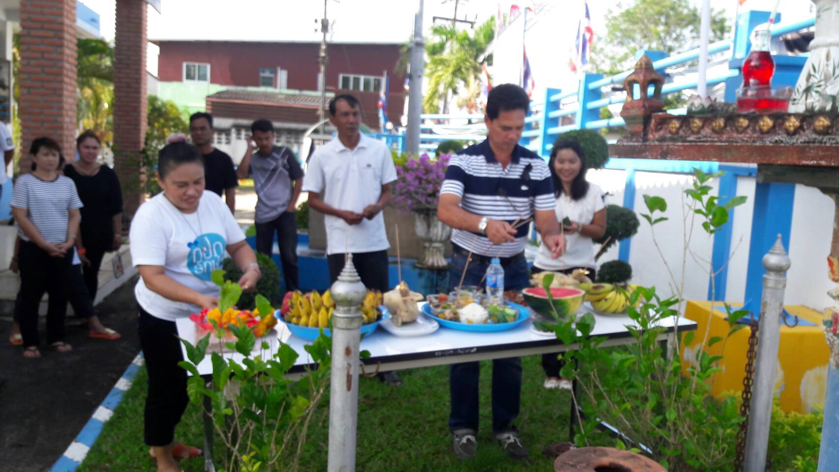 กปภ.สาขาสะเดา ร่วมกันทำบุญสำนักงานประจำปี2560