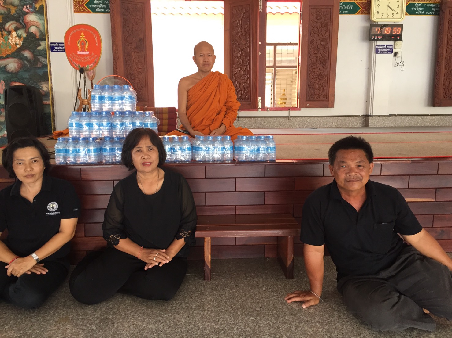 กปภ.สาขาศรีสงคราม ร่วมพิธีสวดมนต์ทำวัตรปฏิบัติบูชาองค์พระธาตุประสิทธิ์