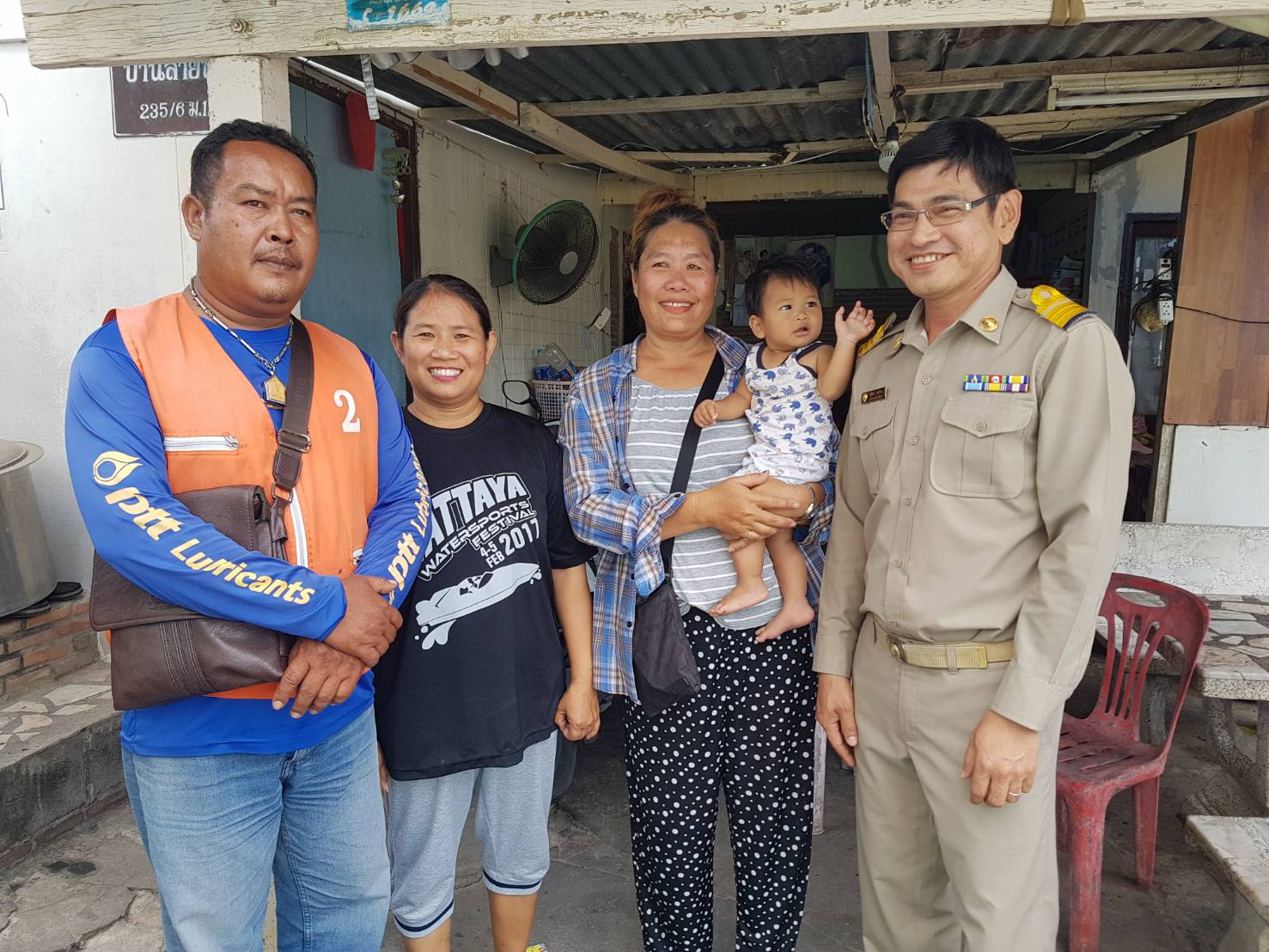 ผจก.กปภ.(พ)สาขาพัทยา ลงพื้นที่พบประชาชน กรณี ชาวบ้านซอยเทพประสิทธิ์ ๑๑ ไม่มีน้ำประปาใช้