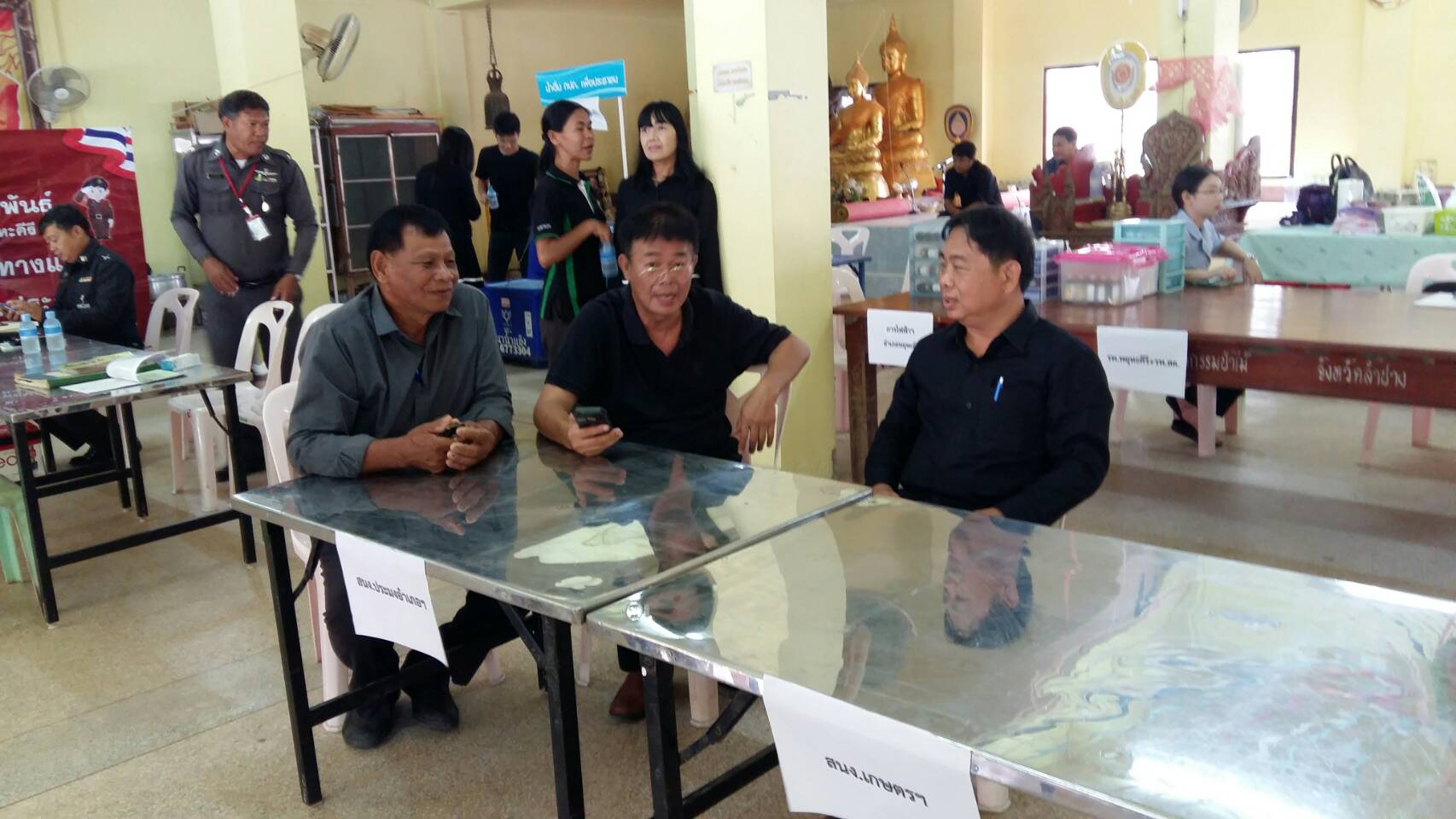 การประปาส่วนภูมิภาคสาขาพยุหะคีรี เข้าร่วมโครงการอำเภอยิ้ม...เคลื่อนที่ ณ วัดมณีวงษ์