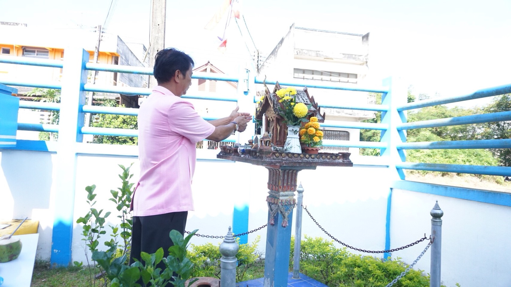 กปภ.สาขาสะเดาร่วมกันทำบูญสำนักงาน การประปาส่วนภูมิภาคสาขาสะเดา