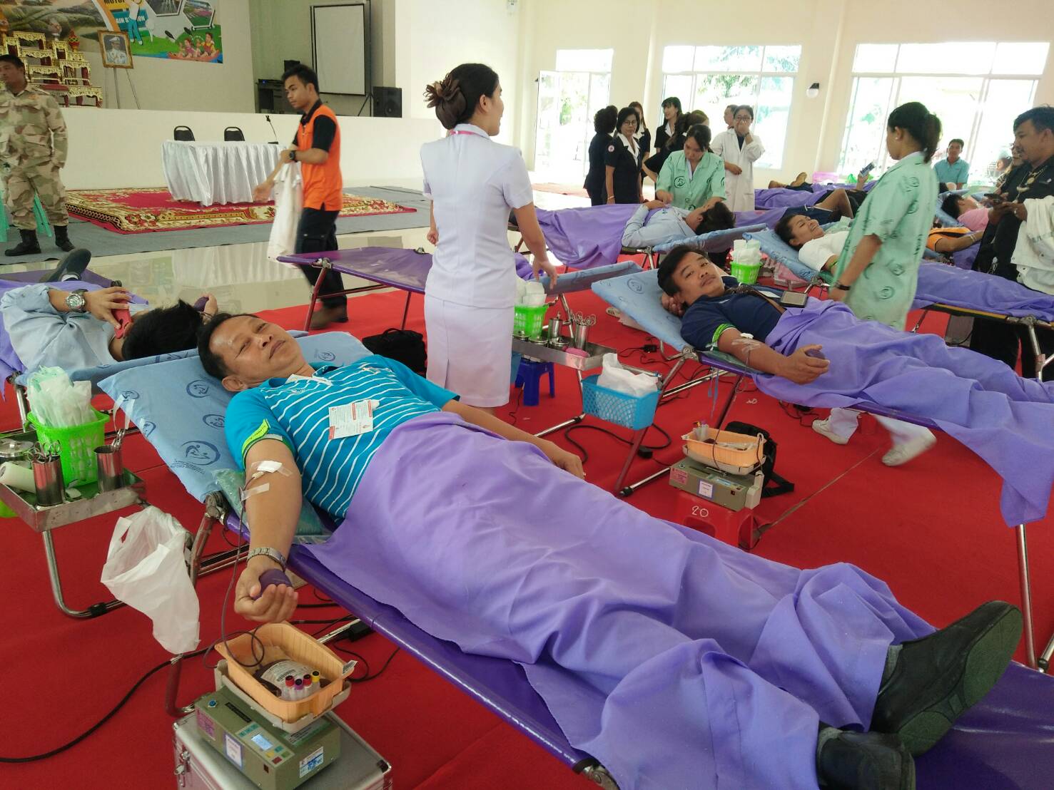 สาขาบ้านฉาง ร่วมบริจาคโลหิตให้เหล่ากาชาดระยอง