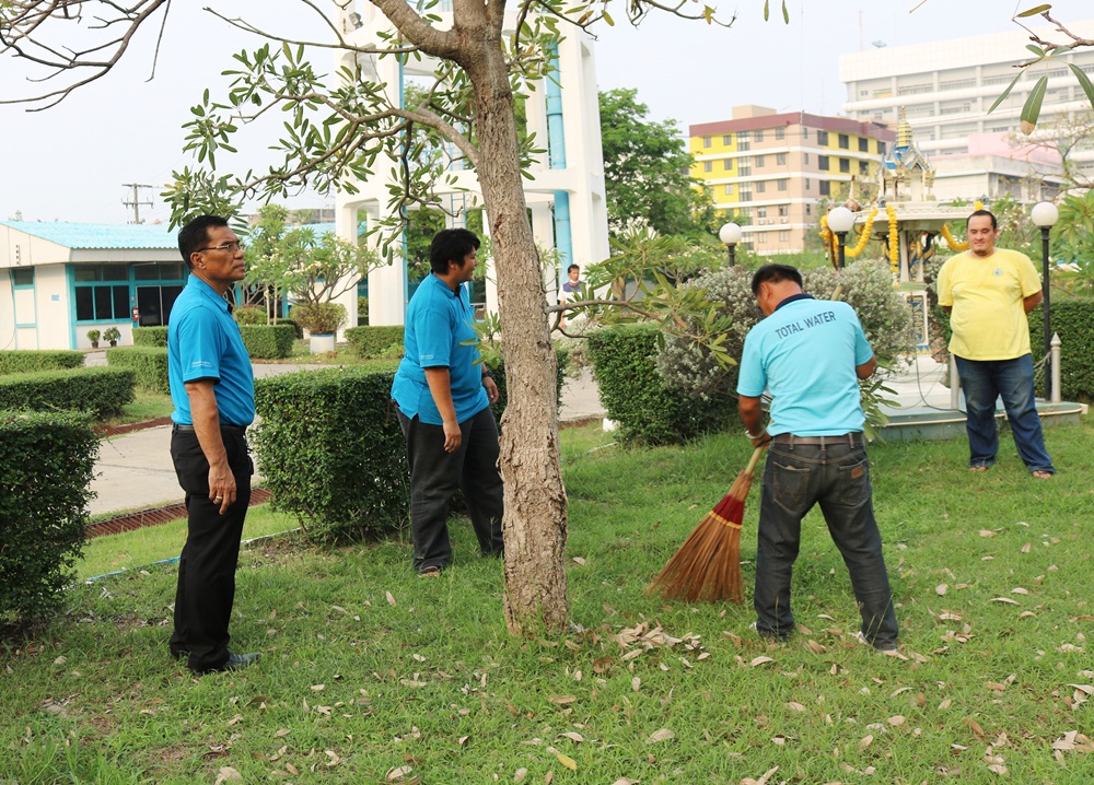 กปภ.สาขาปทุมธานี จัดกิจกรรม Big Cleaning Day บริเวณรอบสำนักงาน ประจำเดือนเมษายน 2561