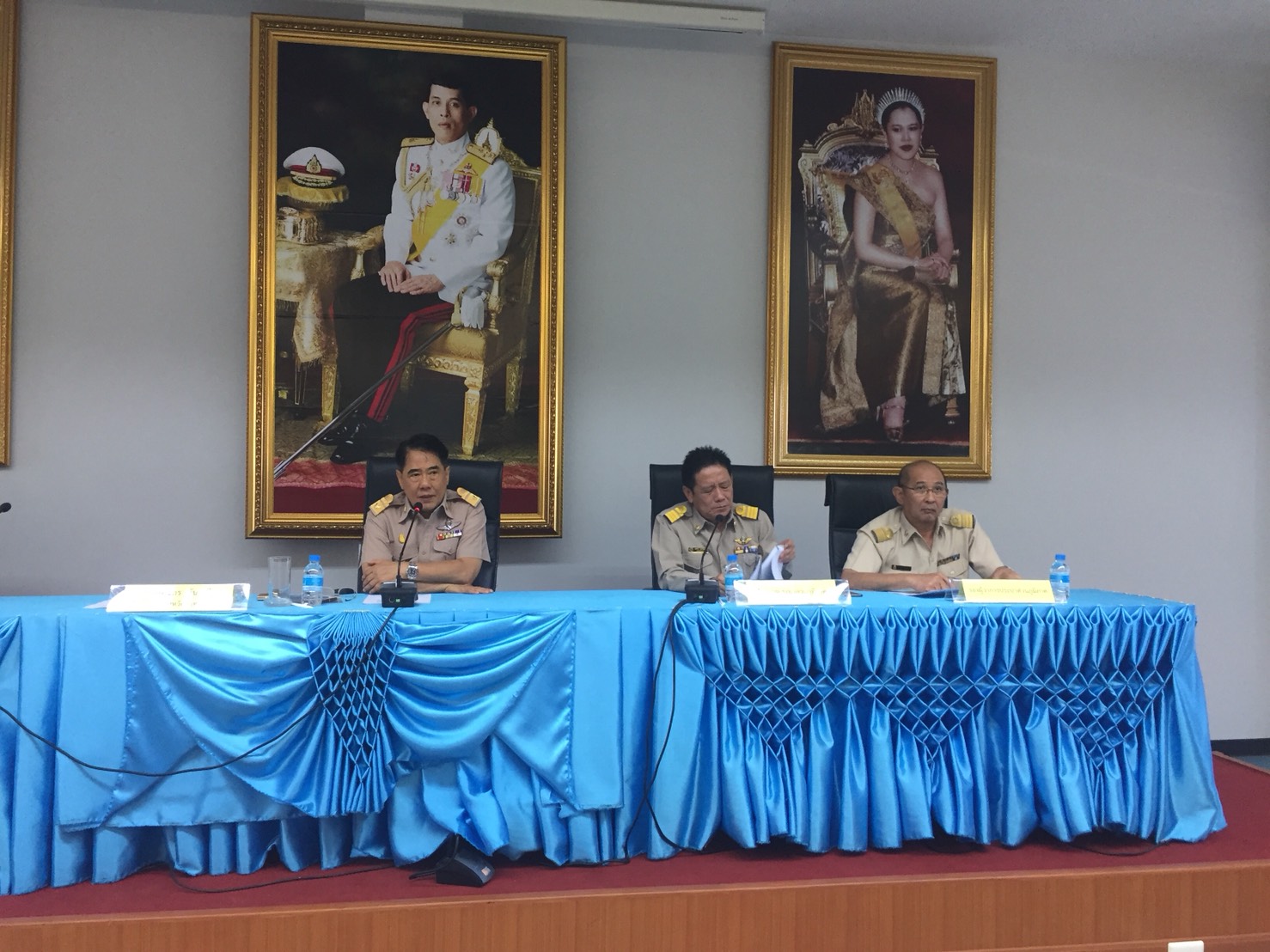 กปภ.สาขาสมุทรสงคราม ร่วมประชุมหารือแนวทางการแก้ไขปัญหาด้านน้ำประปาของจังหวัดสมุทรสงคราม
