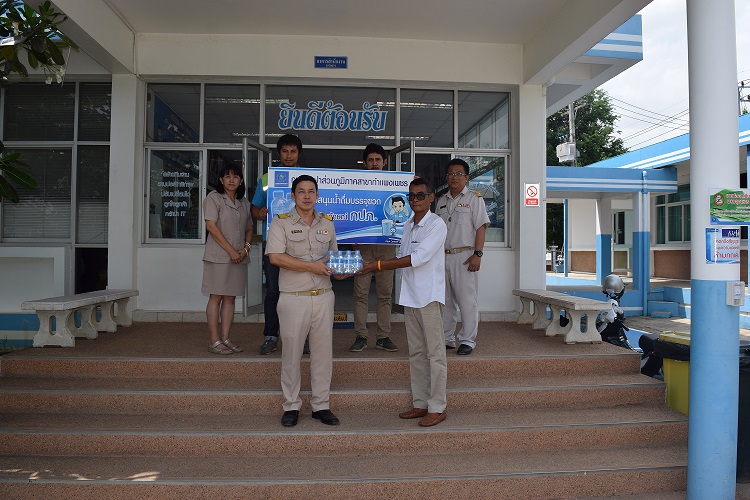 กปภ.สาขากำแพงเพชร สนับสนุนน้ำดื่มบรรจุขวดตราสัญลักษณ์ กปภ. เพื่อใช้ในการแข่งขันกีฬามวยปล้ำและมวยปล้ำชายหาดชิงชนะเลิศแห่งประเทศไทย ประจำปี 2561