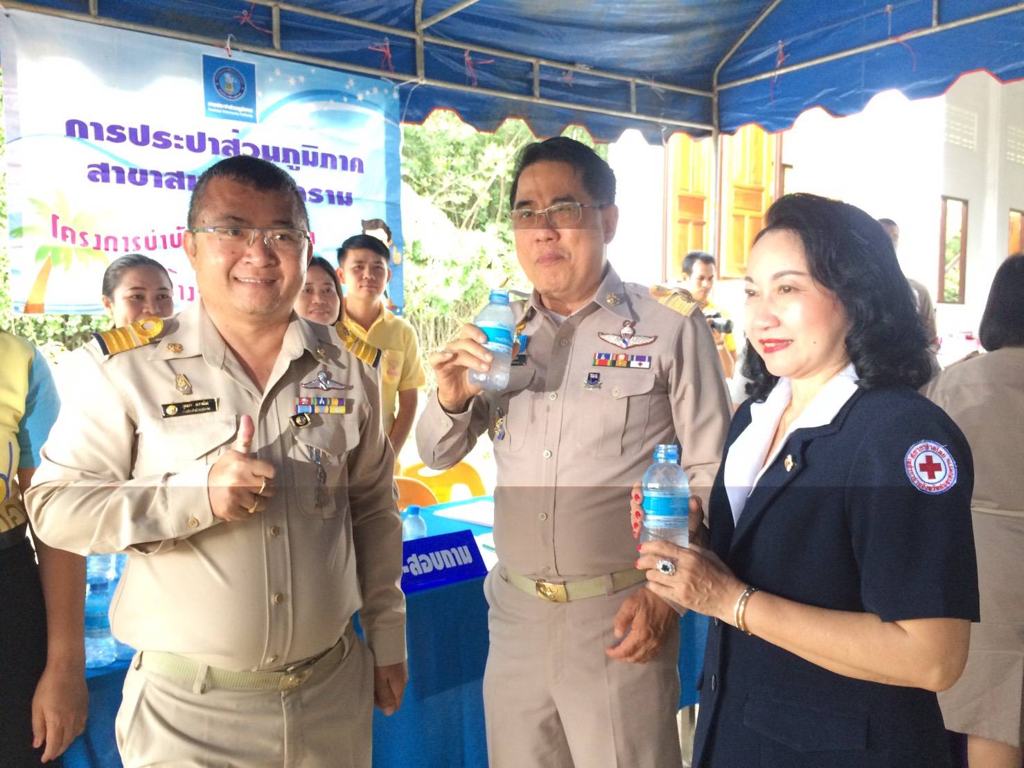 กปภ.สาขาสมุทรสงคราม ออกหน่วยให้บริการประชาชน ในโครงการ หน่วยบำบัดทุกข์ บำรุงสุขฯ ประจำเดือน กรกฎาคม 2561