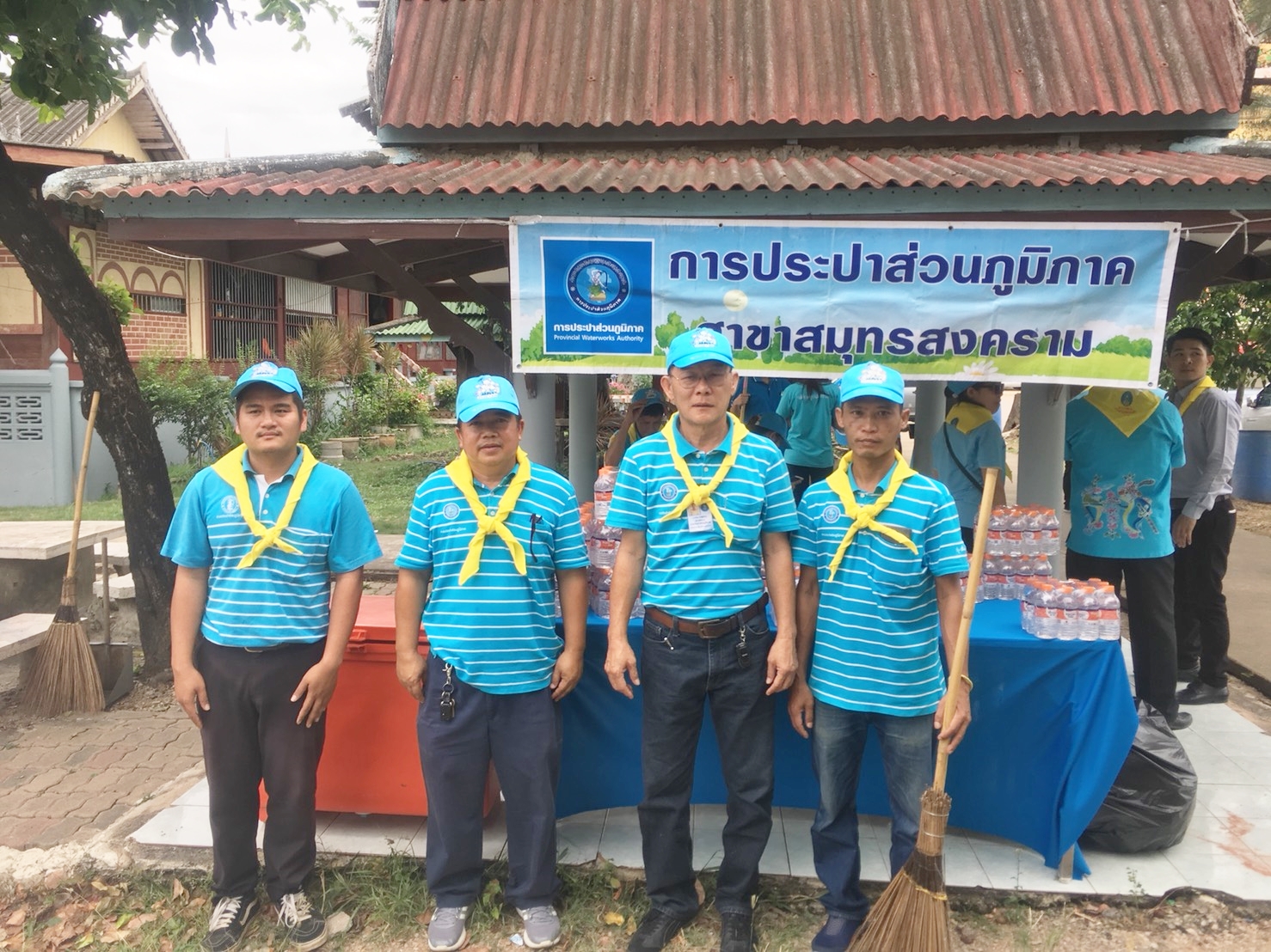 กปภ.สาขาสมุทรสงคราม ร่วมกิจกรรมขับเคลื่อนโครงการจิตอาสา เราทำความ ดี ด้วยหัวใจ