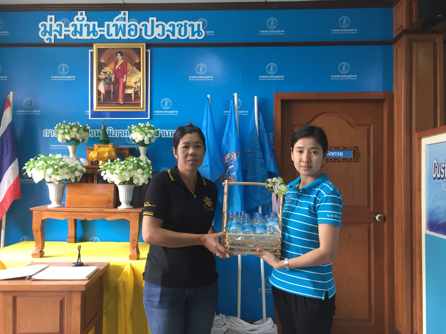 กปภ.สาขาเกาะคา มอบน้ำดื่มให้แก่ วัดป่าแข