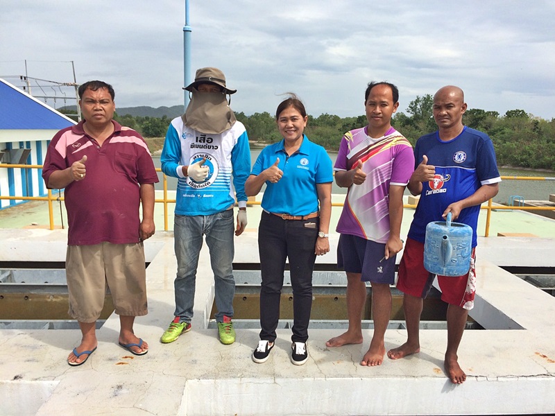 กปภ.สาขาพนมทวน ปฏิบัติตามแผนงานโครงการจัดการน้ำสะอาด WSP ล้างถังตกตะกอนประจำเดือน สิงหาคม ๒๕๖๑