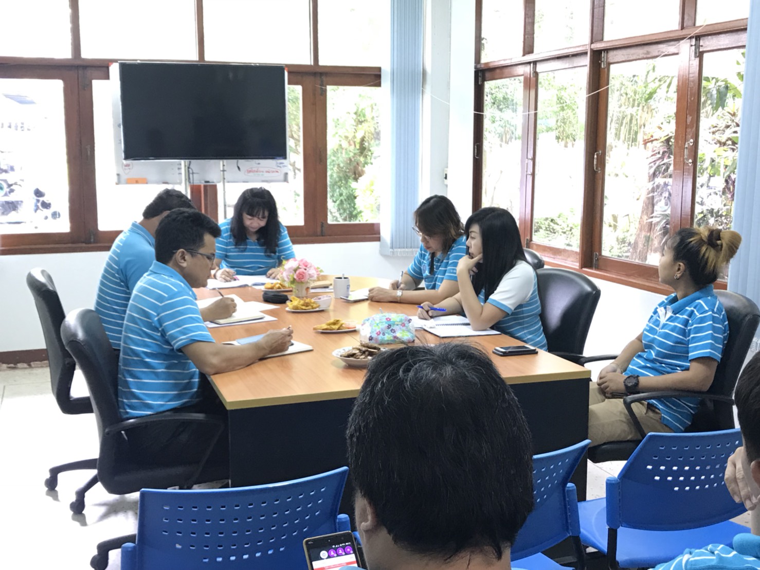 กปภ.สาขาขลุง จัดกิจกรรมสนทนายามเช้า (Morning talk)