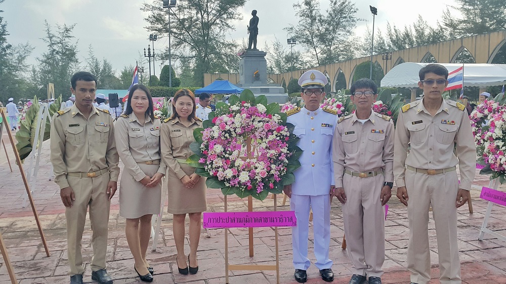 กปภ.สาขานราธิวาส ร่วมพิธีน้อมรำลึกพระมหากรุณาธิคุณพระบาทสมเด็จพระจุลจอมเกล้าเจ้าอยู่หัว (รัชกาลที่ 5)  เนื่องในวันคล้ายวันสวรรคต