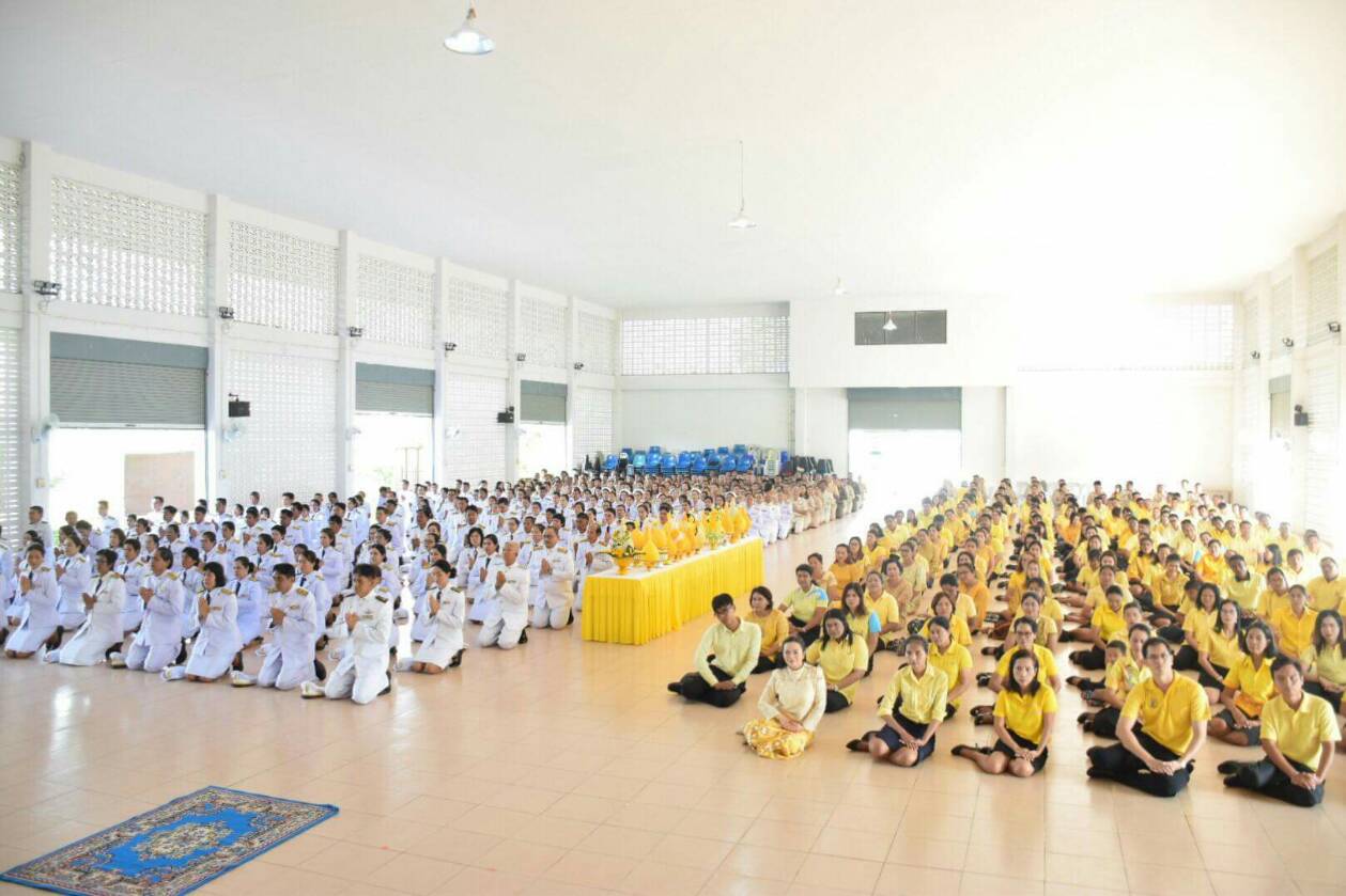 กปภ.สาขาระโนด เข้าร่วมกิจกรรมเนื่องในโอกาสวันคล้ายวันเฉลิมพระชนมพรรษาพระบาทสมเด็จพระปรมินทรมหาภูมิพลอดุลยเดช บรมนารถบพิตร วันชาติ และวันพ่อแห่งชาติ พุทธศักราช 2561