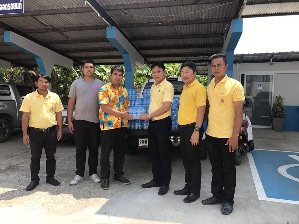 การประปาส่วนภูมิภาคสาขาสระแก้ว มอบน้ำดื่มบรรจุขวดตราสัญลักษณ์ กปภ.เพื่อสนับสนุนให้กับศูนย์อำนวยการความปลอดทางถนน เพื่อใช้ในช่วงเทศกาลสงกรานต์ 2562