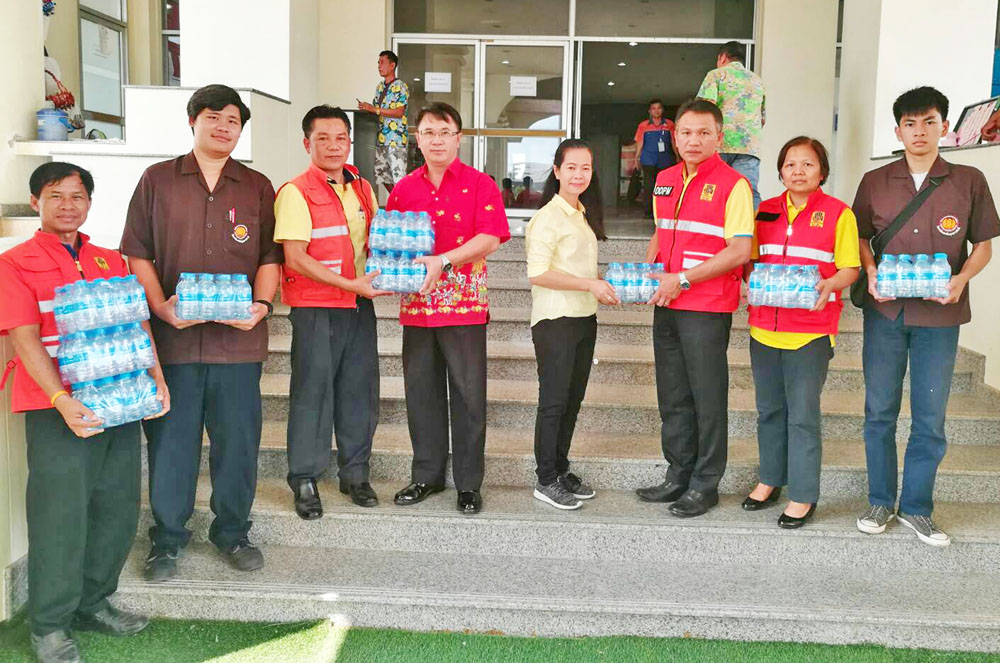 กปภ.สาขาอุบลราชธานี ร่วมสนับสนุนน้ำดื่มศูนย์ฯ ป้องกันอุบัติเหตุช่วงเทศกาลสงกรานต์