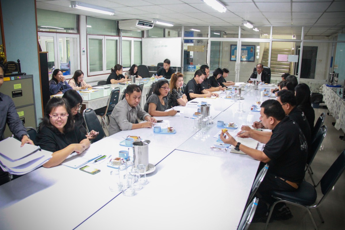 ผู้อำนวยการการประปาส่วนภูมิภาคเขต 2 พร้อมคณะผู้บริหารเข้าร่วมกิจกรรมสภากาแฟ ณ ห้องเอนกประสงค์ กปภ.ข.2