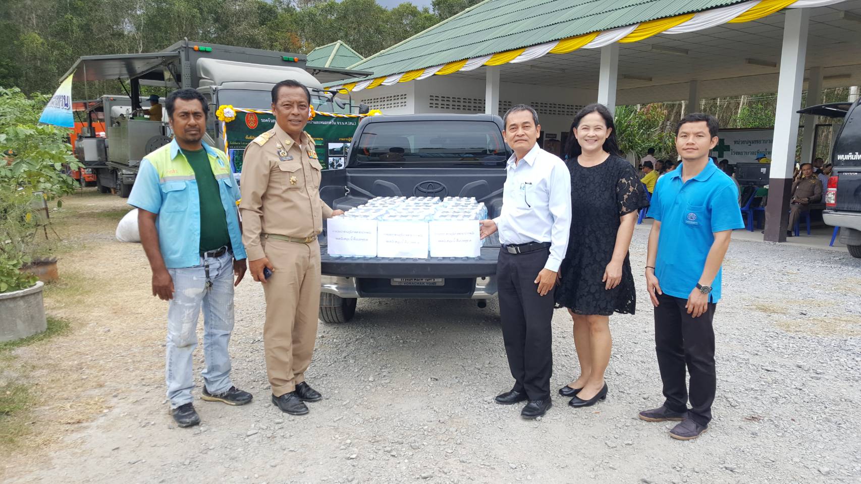 กปภ. สาขาปากพนัง ลงพื้นที่สนับสนุนน้ำดื่มบรรจุขวด ให้กับหน่วยงานภายนอก