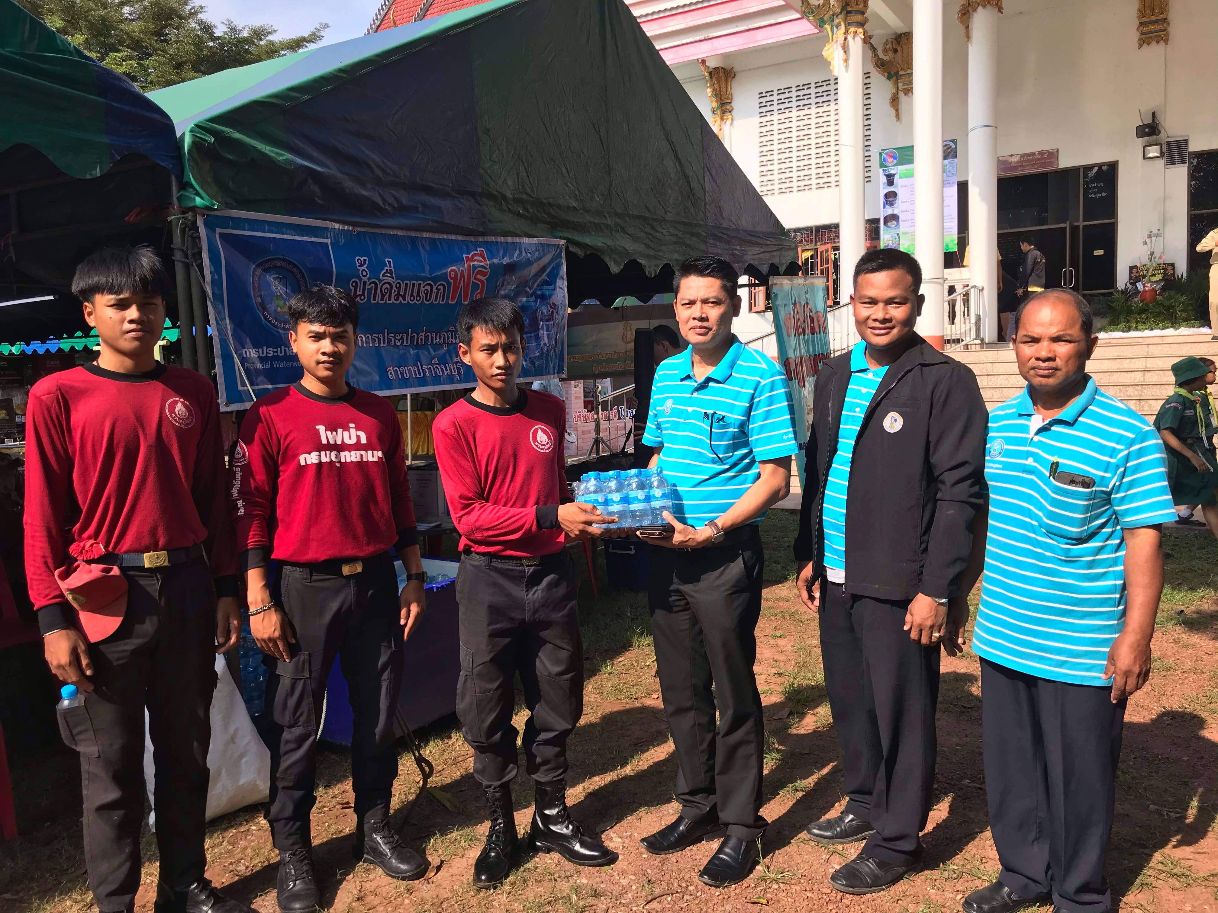 ร่วมโครงการบำบัดทุกข์ บำรุงสุข สร้างรอยยิ้มให้กับประชาชน