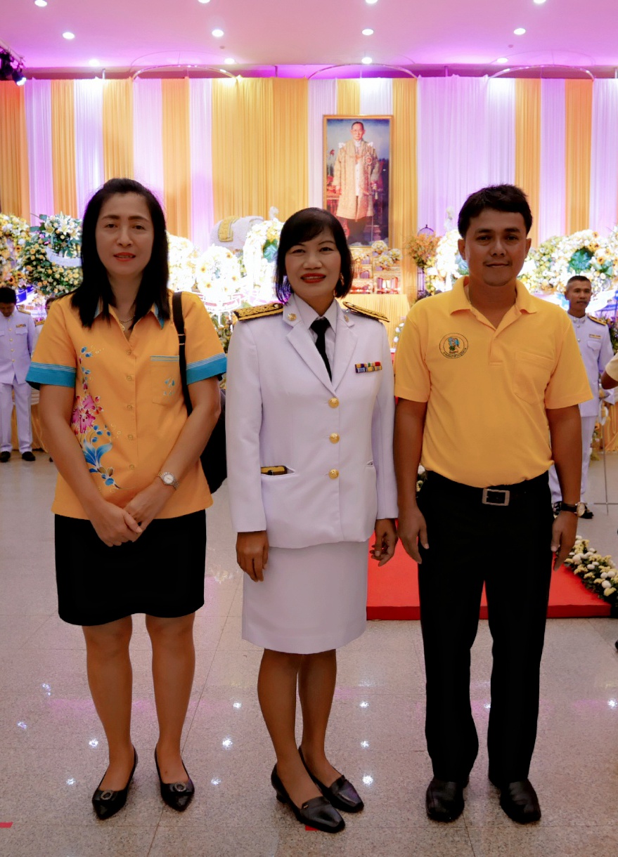 การประปาส่วนภูมิภาคสาขากระบี่ ร่วมพิธีจุดเทียนเพื่อน้อมรำลึกในพระมหากรุณาธิคุณพระบาทสมเด็จ พระบรมชนกาธิเบศร มหาภูมิพลอดุลยเดชมหาราช บรมนาถบพิตร