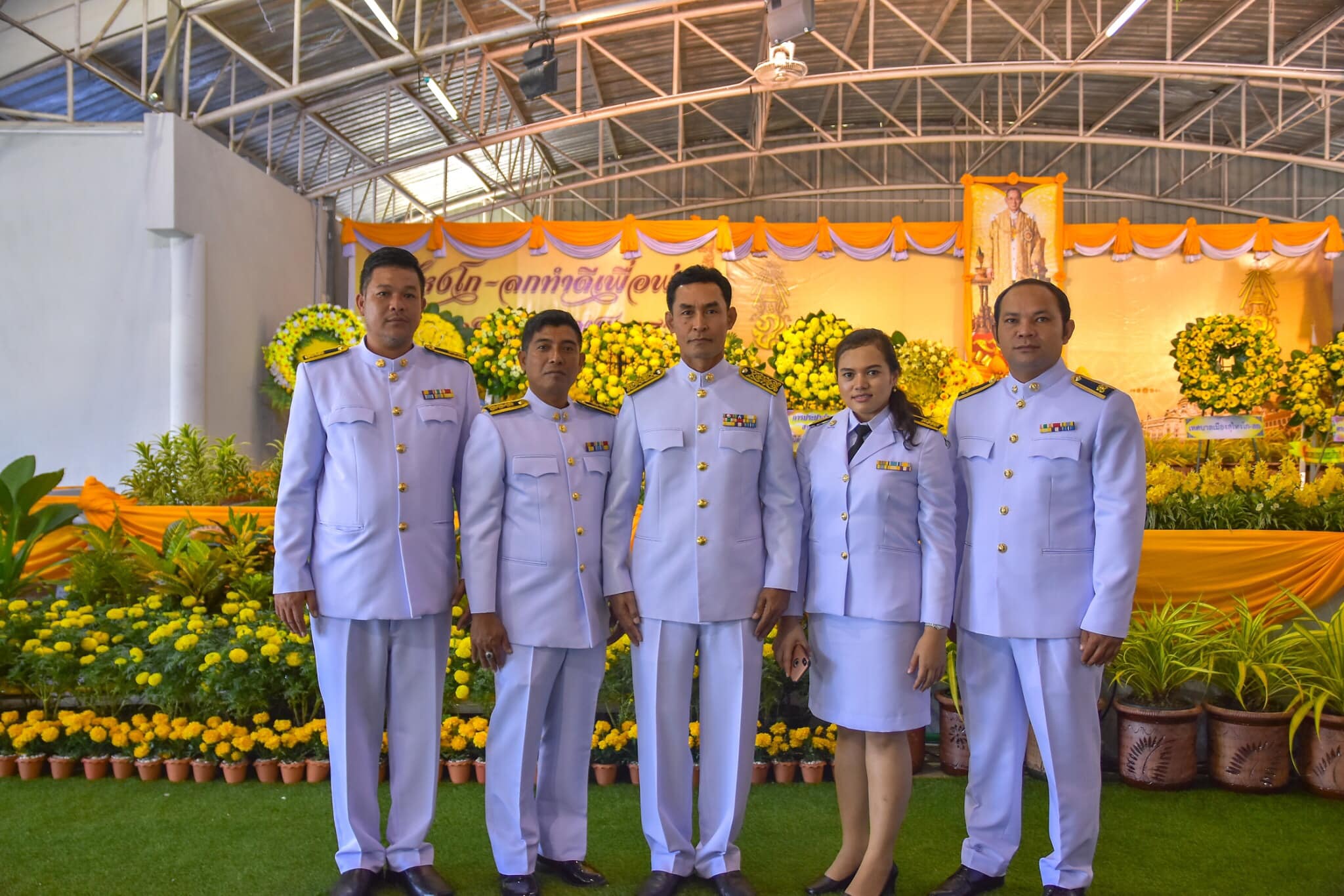 การประปาส่วนภูมิภาคสาขาสุไหง โก-ลก  เข้าร่วมพิธีวางพวงมาลาและถวายบังคมเนื่องในวันคล้ายวันสวรรคตพระบาทสมเด็จพระบรมชนกาธิเบศร มหาภูมิพลอดุลยเดชมหาราช บรมนาถบพิตร