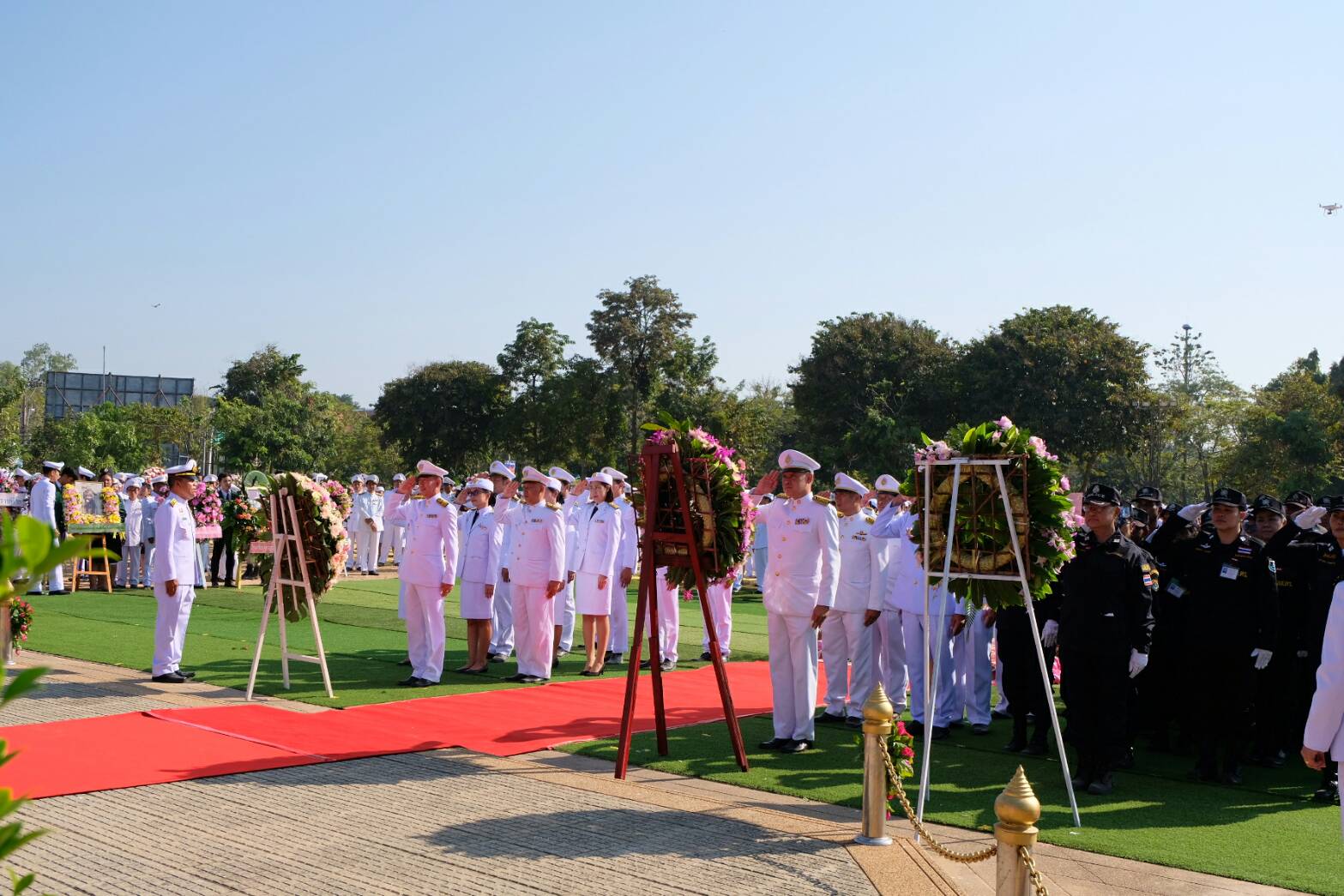 กปภ.สาขาอุบลราชธานี วางพวงมาลาถวายสักการะ วันปิยมหาราช