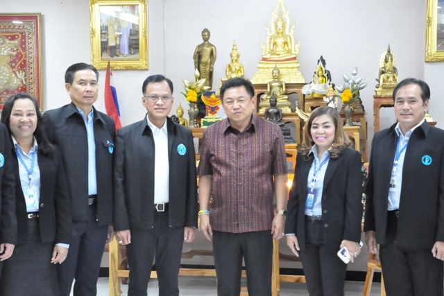 ผู้อำนวยการการประปาส่วนภูมิภาคเขต 6 พร้อมคณะผู้บริหาร เข้าพบผู้ว่าราชการจังหวัดร้อยเอ็ด สวัสดีปีใหม่ 2563